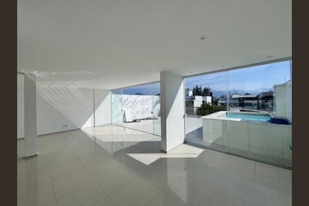 Apartamento à venda com 198m², 3 quartos e 2 vagasSala