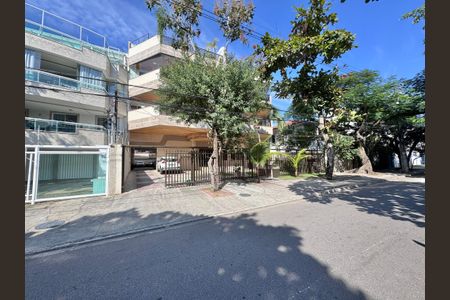 Apartamento à venda com 198m², 3 quartos e 2 vagasFachada