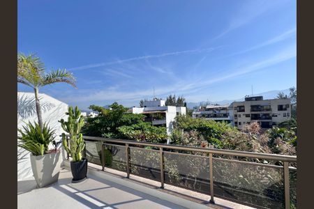 Apartamento à venda com 198m², 3 quartos e 2 vagasVaranda e Terraço