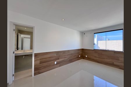 Apartamento à venda com 198m², 3 quartos e 2 vagasSuíte