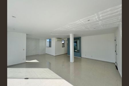 Apartamento à venda com 198m², 3 quartos e 2 vagasSala