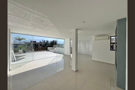 Apartamento à venda com 198m², 3 quartos e 2 vagasSala