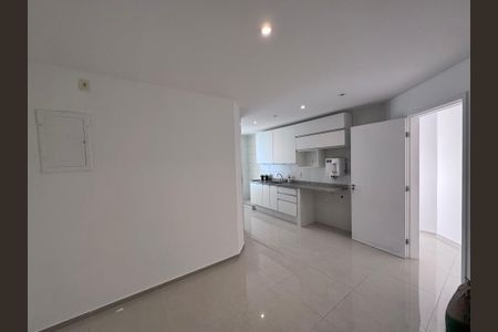 Apartamento à venda com 198m², 3 quartos e 2 vagasCozinha 