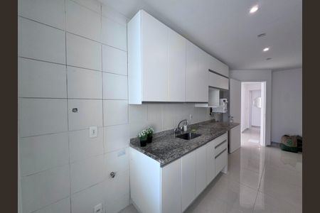 Apartamento à venda com 198m², 3 quartos e 2 vagasCozinha 