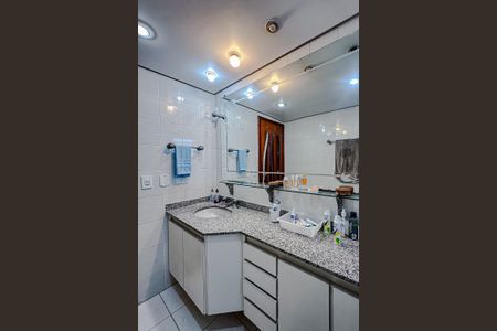 Apartamento à venda com 133m², 3 quartos e 2 vagasBanheiro 2