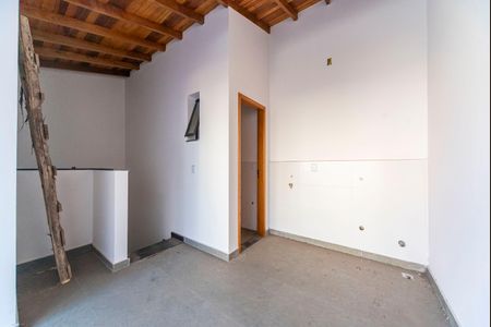 Apartamento à venda com 80m², 2 quartos e 1 vagaÁrea de Serviço