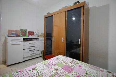 Casa à venda com 208m², 3 quartos e 2 vagasQuarto 2