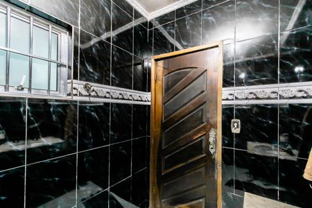 Casa à venda com 175m², 2 quartos e 3 vagas Casa à venda com 175m², 2 quartos e 3 vagasBanheiro 2
