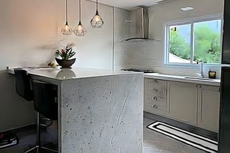 Casa à venda com 250m², 3 quartos e 4 vagas