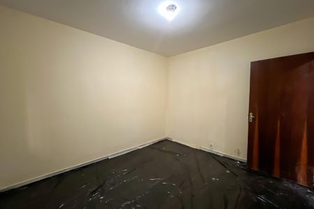 Casa à venda com 150m², 2 quartos e sem vaga Casa à venda com 150m², 2 quartos e sem vagaQuarto