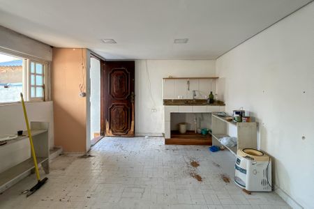 Casa à venda com 150m², 2 quartos e sem vaga Casa à venda com 150m², 2 quartos e sem vagaEdícula