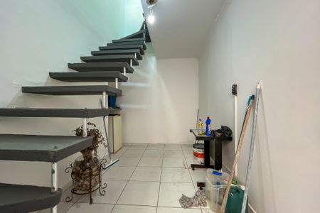 Casa à venda com 150m², 2 quartos e sem vaga Casa à venda com 150m², 2 quartos e sem vagaCorredor
