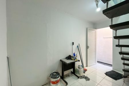 Casa à venda com 150m², 2 quartos e sem vaga Casa à venda com 150m², 2 quartos e sem vagaCorredor