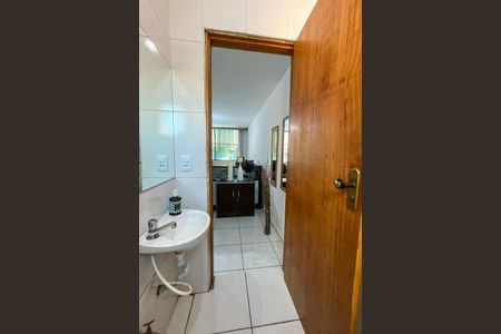 Casa à venda com 150m², 2 quartos e sem vaga Casa à venda com 150m², 2 quartos e sem vagaBanheiro do escritório