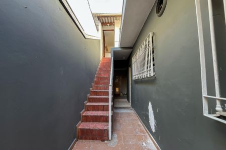 Casa à venda com 150m², 2 quartos e sem vaga Casa à venda com 150m², 2 quartos e sem vagaQuintal