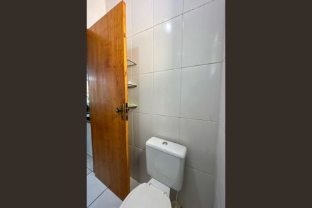 Casa à venda com 150m², 2 quartos e sem vaga Casa à venda com 150m², 2 quartos e sem vagaBanheiro do escritório