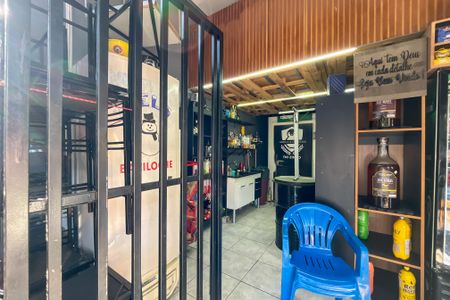 Casa à venda com 150m², 2 quartos e sem vaga Casa à venda com 150m², 2 quartos e sem vagaGaragem