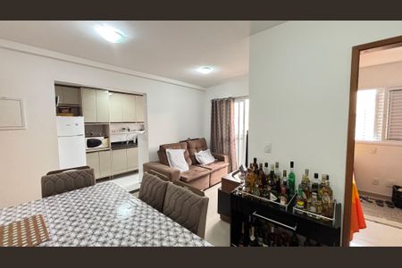 Apartamento à venda com 51m², 2 quartos e 1 vaga Apartamento à venda com 51m², 2 quartos e 1 vagaSala de Jantar