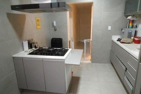 Apartamento à venda com 116m², 3 quartos e sem vaga
