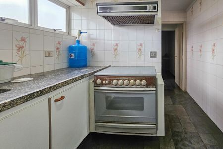 Apartamento para alugar com 140m², 2 quartos e 1 vaga Apartamento para alugar com 140m², 2 quartos e 1 vagaCozinha