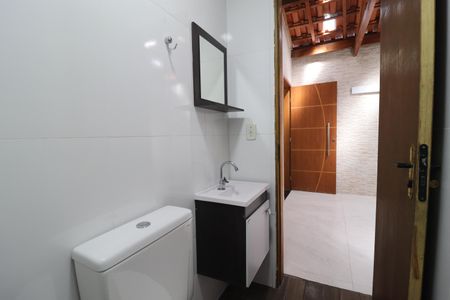 Casa à venda com 194m², 4 quartos e 2 vagasLavabo