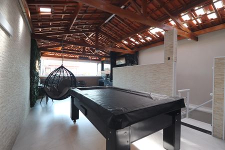 Casa à venda com 194m², 4 quartos e 2 vagasÁrea Externa