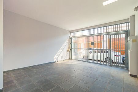 Casa à venda com 286m², 3 quartos e 2 vagas Casa à venda com 286m², 3 quartos e 2 vagasGaragem
