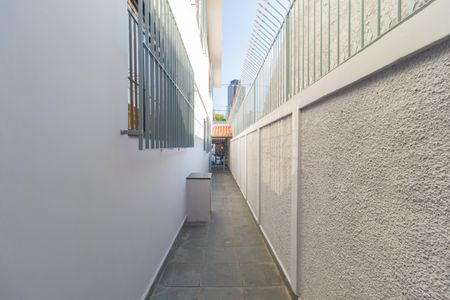 Casa à venda com 286m², 3 quartos e 2 vagas Casa à venda com 286m², 3 quartos e 2 vagasCorredor