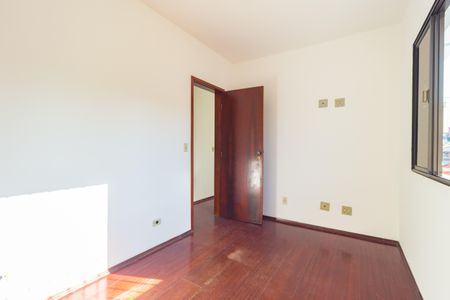 Casa à venda com 286m², 3 quartos e 2 vagas Casa à venda com 286m², 3 quartos e 2 vagasQuarto 2