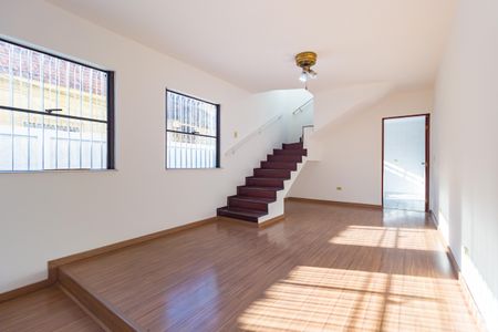 Casa à venda com 286m², 3 quartos e 2 vagas Casa à venda com 286m², 3 quartos e 2 vagasSala de Jantar