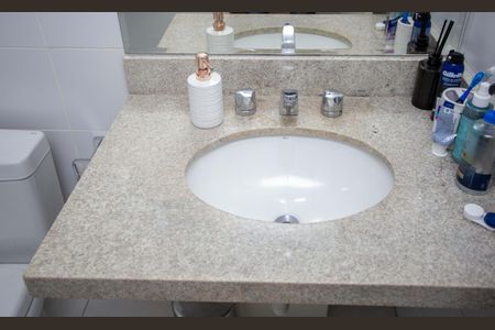 Apartamento à venda com 92m², 2 quartos e 2 vagasBanheiro Social