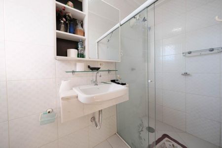 Casa à venda com 130m², 3 quartos e 1 vagaBanheiro da Suíte