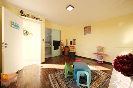 Casa à venda com 130m², 3 quartos e 1 vagaSuíte