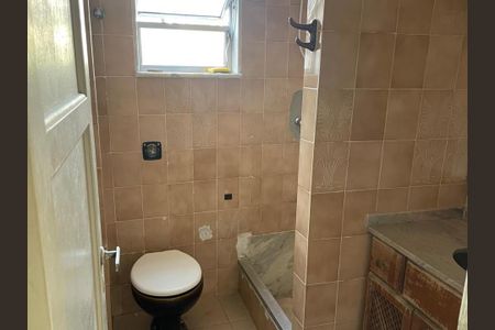 Apartamento à venda com 412m², 1 quarto e 1 vaga Apartamento à venda com 412m², 1 quarto e 1 vagaBanheiro