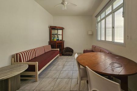 Sala de apartamento para alugar com 1 quarto, 50m² em Vila Alzira, Guarujá