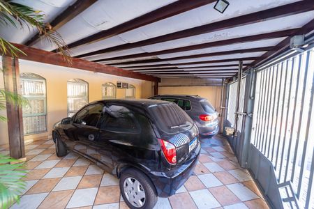 Casa à venda com 300m², 3 quartos e 2 vagas Casa à venda com 300m², 3 quartos e 2 vagasGaragem
