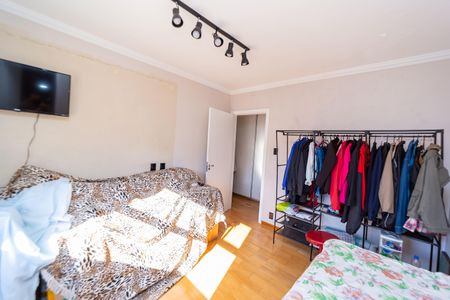 Casa à venda com 300m², 3 quartos e 2 vagas Casa à venda com 300m², 3 quartos e 2 vagasQuarto 1