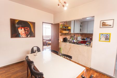 Apartamento à venda com 150m², 4 quartos e 4 vagas Apartamento à venda com 150m², 4 quartos e 4 vagasCopa