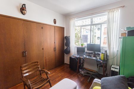 Apartamento à venda com 150m², 4 quartos e 4 vagas Apartamento à venda com 150m², 4 quartos e 4 vagasQuarto 1