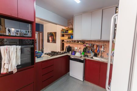 Apartamento à venda com 150m², 4 quartos e 4 vagas Apartamento à venda com 150m², 4 quartos e 4 vagasCozinha