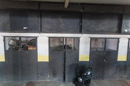 Apartamento à venda com 150m², 4 quartos e 4 vagas Apartamento à venda com 150m², 4 quartos e 4 vagasGaragem