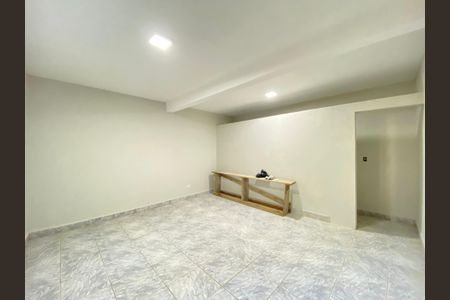 Casa para alugar com 40m², 1 quarto e sem vaga Casa para alugar com 40m², 1 quarto e sem vagaQuarto