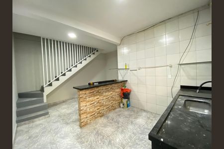 Casa para alugar com 40m², 1 quarto e sem vaga Casa para alugar com 40m², 1 quarto e sem vagaCozinha