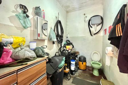 Casa à venda com 280m², 2 quartos e 6 vagas Casa à venda com 280m², 2 quartos e 6 vagasBanheiro