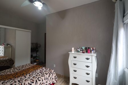 Casa à venda com 73m², 3 quartos e 2 vagasQuarto 3