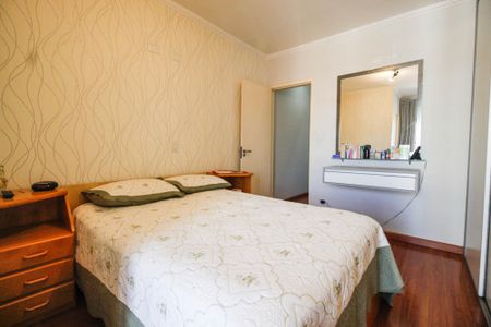 Casa à venda com 180m², 3 quartos e 4 vagas Casa à venda com 180m², 3 quartos e 4 vagasQuarto 3