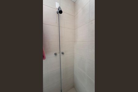 Casa de condomínio à venda com 132m², 3 quartos e 2 vagas Casa de condomínio à venda com 132m², 3 quartos e 2 vagasBanheiro da Suíte