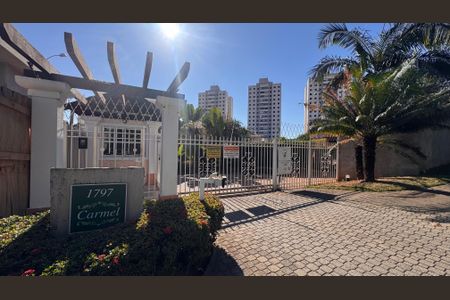 Casa de condomínio à venda com 132m², 3 quartos e 2 vagas Casa de condomínio à venda com 132m², 3 quartos e 2 vagasFachada