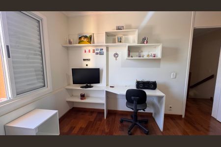 Casa de condomínio à venda com 132m², 3 quartos e 2 vagas Casa de condomínio à venda com 132m², 3 quartos e 2 vagasQuarto 2