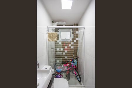 Apartamento à venda com 67m², 2 quartos e 1 vaga Apartamento à venda com 67m², 2 quartos e 1 vagaBanheiro Social